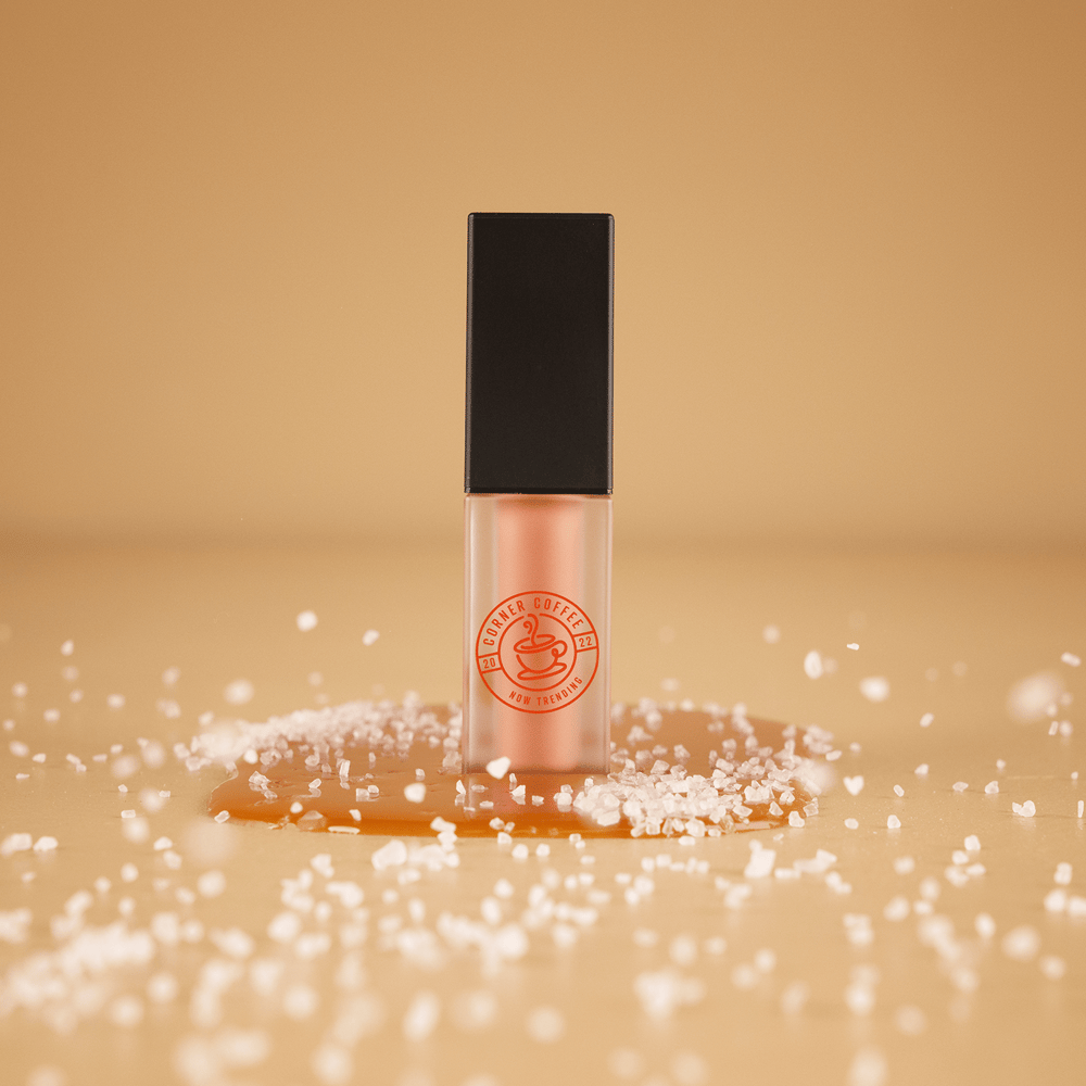 Labial líquido Corner Coffee de acabado mate: Salted Caramel